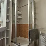Appartement Seaside House For Four With Air Conditioning And Parking